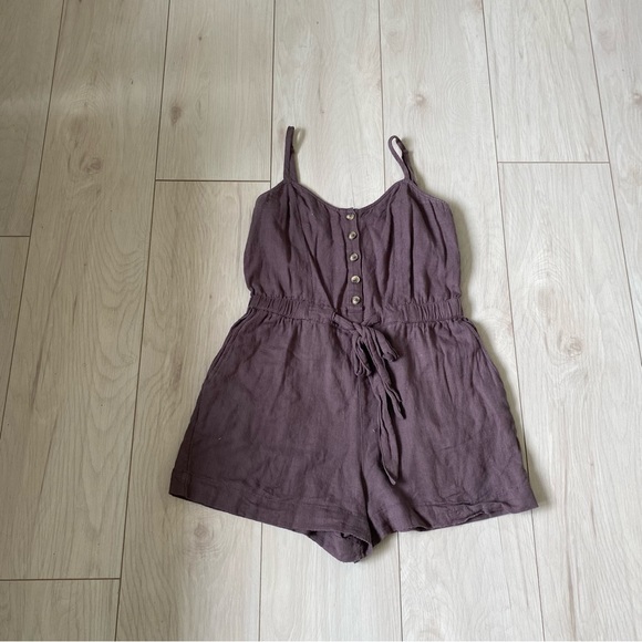 Aerie romper! - Picture 3 of 3